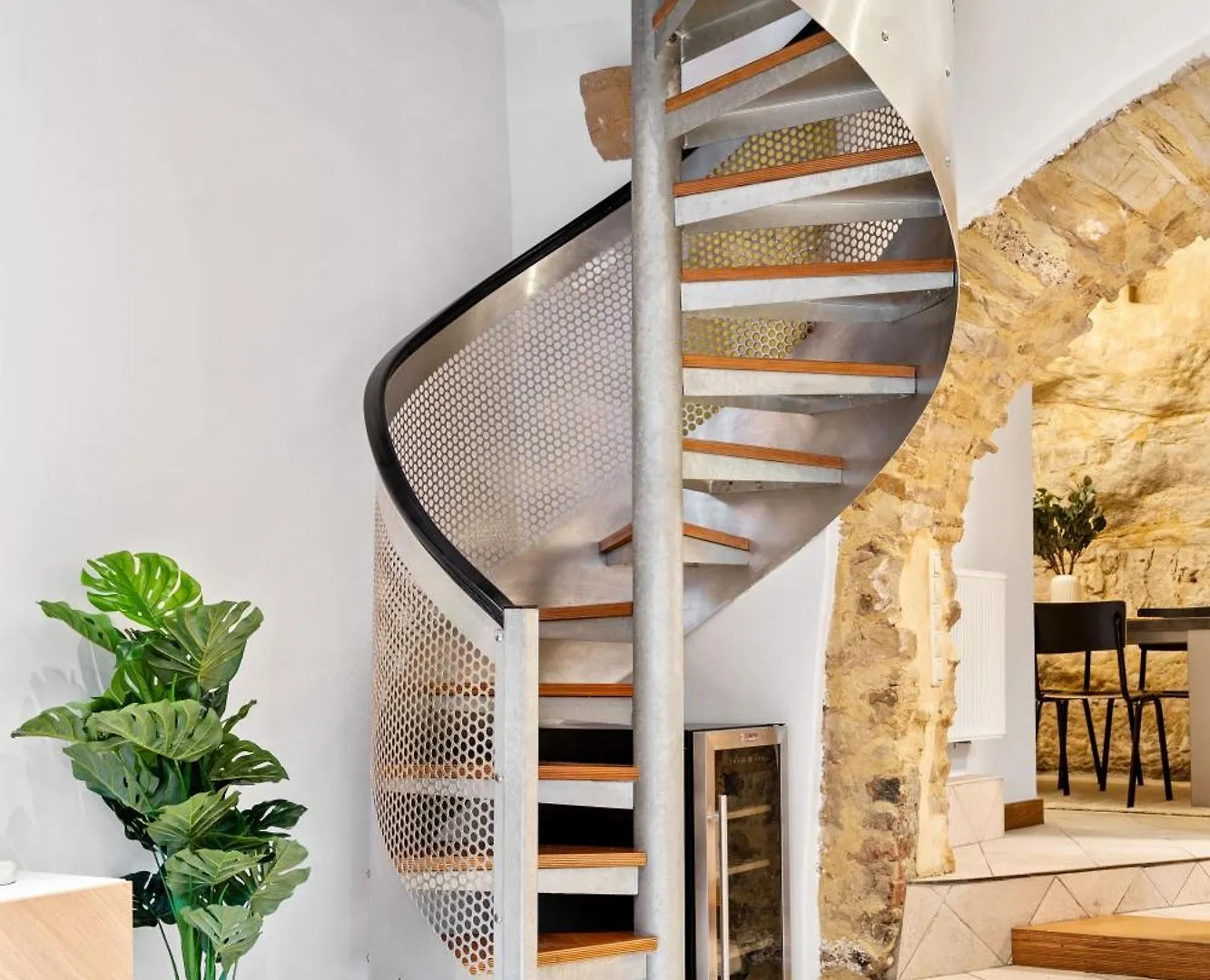 Cozy Apt With Smart Tv, Elevator & Equipped Kitchen Luxembourg 0*,  Luxembourg
