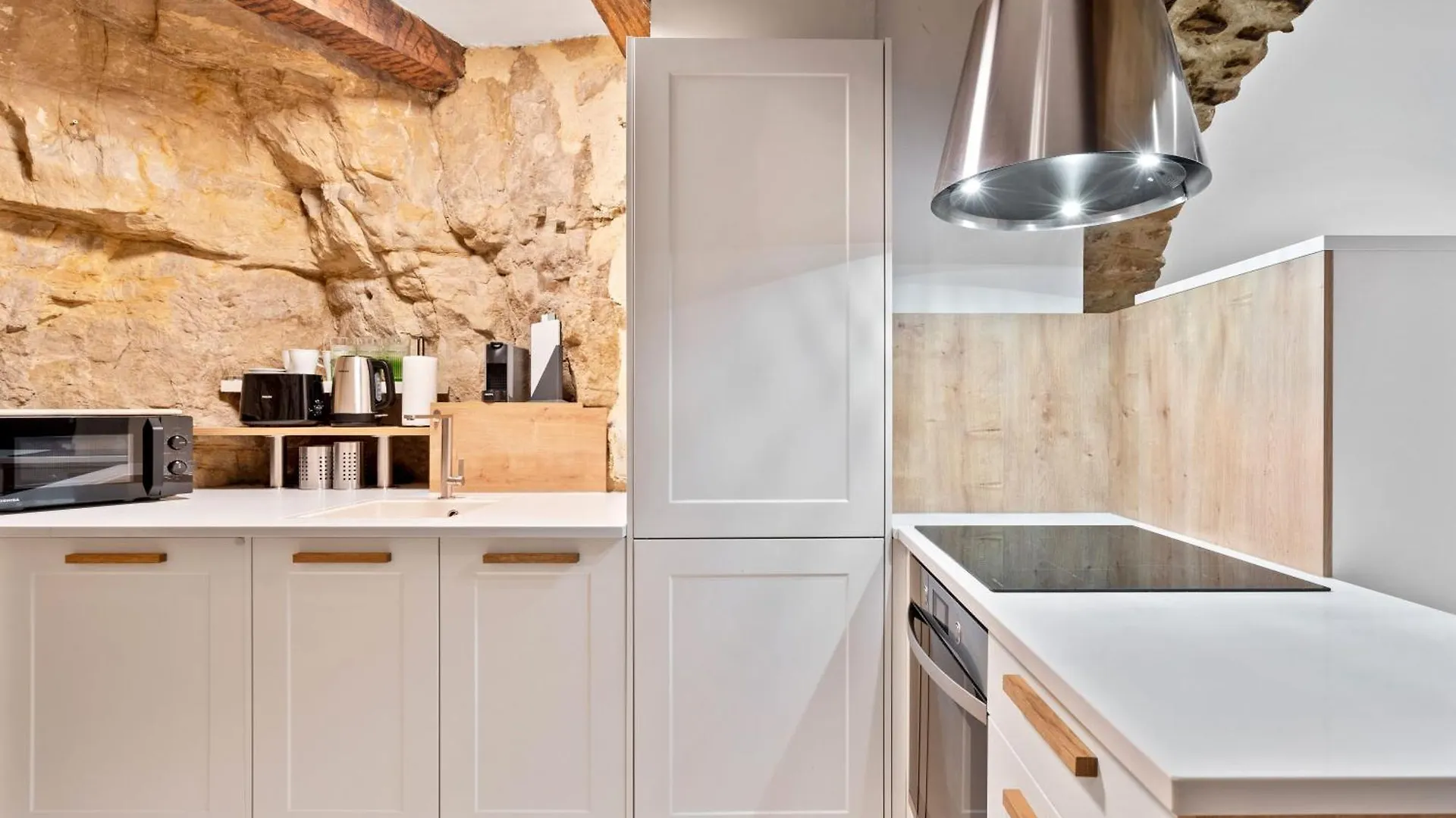 Cozy Apt With Smart Tv, Elevator & Equipped Kitchen Luxembourg 0*,