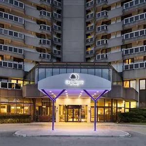 4* Отель Doubletree By Hilton